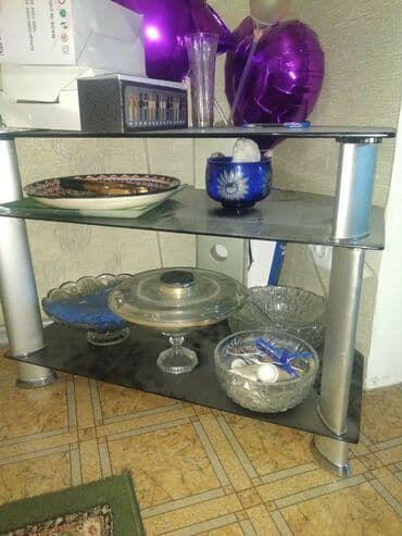 столик стеклянный: Новый Столик стеклянный. закалённое стекло. разборный — 1