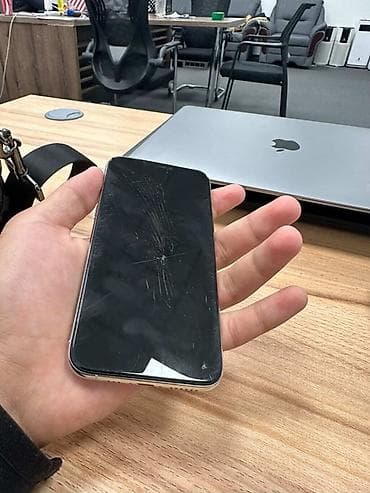 iphone se2020: IPhone 11 Pro, Б/у, 64 ГБ, Серебристый, Кабель, 89 % — 2