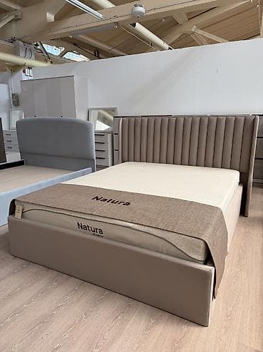 бу страпилы: Интерьерные кровати с мягким изголовьем ✔️ В наличии и на заказ ✔️ — 10