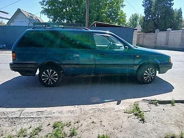 Транспорт: Volkswagen Passat Variant: 1990 г., 1.8 л, Кол менен иштөөчү, Бензин, Универсал — 4