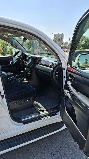 забыл: Lexus LX: 2011 г., 5.7 л, Автомат, Газ, Внедорожник — 9