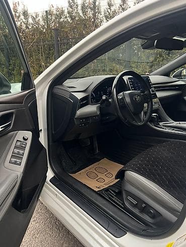 морда: Toyota Avalon: 2021 г., 2.5 л, Вариатор, Гибрид, Седан — 8