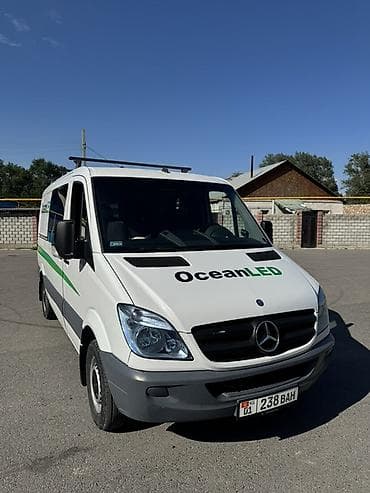 Легкий грузовик, Mercedes-Benz, Б/у at lalafo.kg Легкий грузовик, Mercedes-Benz, Б/у