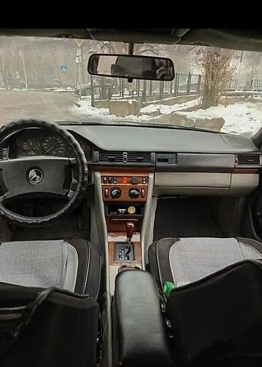 sprinter 315: Mercedes-Benz E-Class: 1988 г., 2.3 л, Автомат, Бензин, Универсал — 6