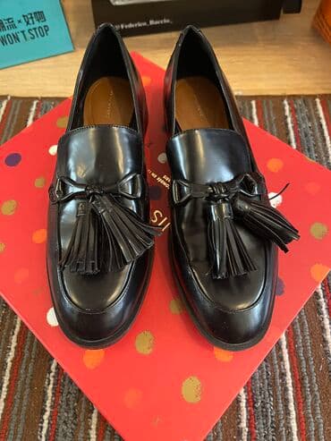 женские слипоны больших размеров: Женские лоферы Zara 
Носились один раз, не подошел размер 
Размер 40 — 1