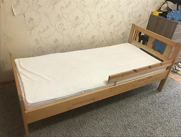 матрас в машину: Детская односпальная кровать, Б/у, Для девочки, Для мальчика, С матрасом, С бортиком, Дерево — 2