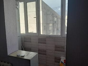 сдаю комнату парню: Продается 1 ком квартира . Особенности и планировка: - Светлая — 2