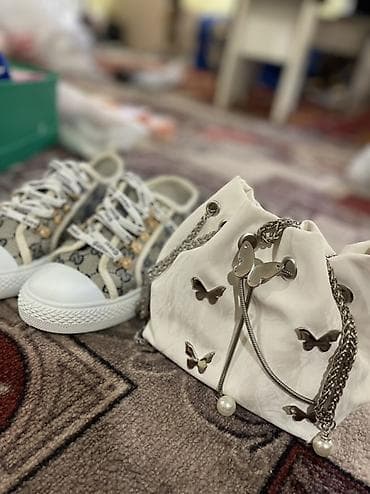 красовки хумто: Комплект: женские кеды и мини‑сумка. Кеды:новый✅ - Низкие, на — 2