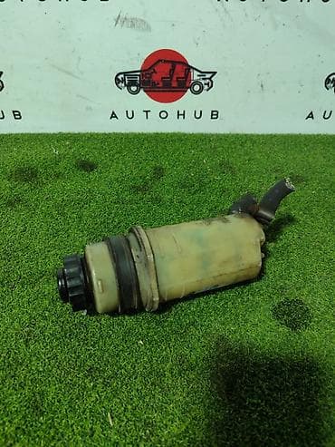 гур насос гольф 3: Бачок Volkswagen — 1