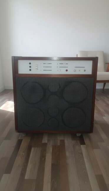 Б/у, Инструментальный, 25 Вт, Класс: AB, Каналов: 3