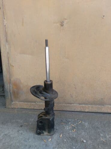 б у двухъярусные кровати: Передний амортизатор Renault Б/у, Оригинал — 1