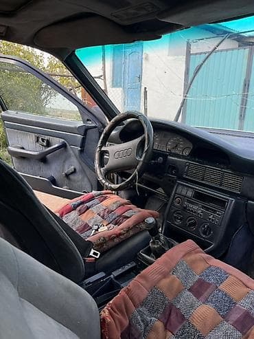 Audi: Audi 100: 1988 г., Ручные, Бензин, Седан — 6