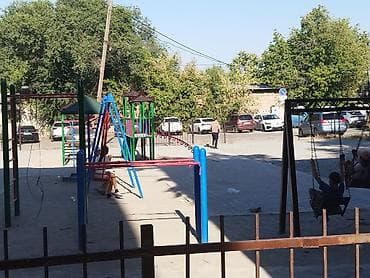 Кыймылсыз мүлк: Продается светлая компактная 1 ком с отдельной зоной санузла. Район — 8