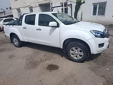 Isuzu: Isuzu D-Max: 2020 г., 2.5 л, Механика, Дизель, Пикап — 3