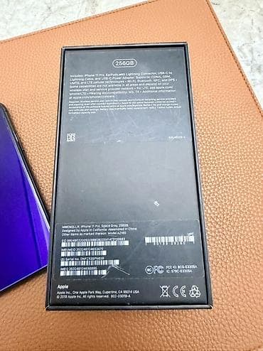 ipod 3 touch: IPhone 11 Pro, Б/у, 256 ГБ, Space Gray, Коробка, 67 % — 2