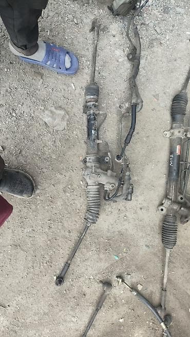 16 lt: Рулевая рейка Toyota — 1