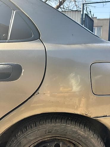 3c te: Mazda 323: 1998 г., 1.6 л, Автомат, Бензин, Седан — 2