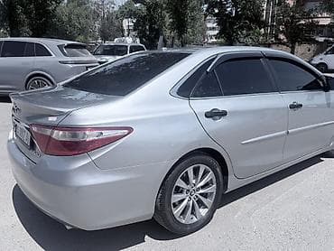 требуется эксковаторщик: Toyota Camry: 2015 г., 2.5 л, Автомат, Гибрид, Седан — 4