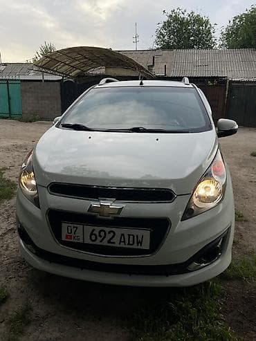 chevrolet tracker ltz: Chevrolet Spark: 2015 г., 1 л, Вариатор, Бензин, Хэтчбэк — 1