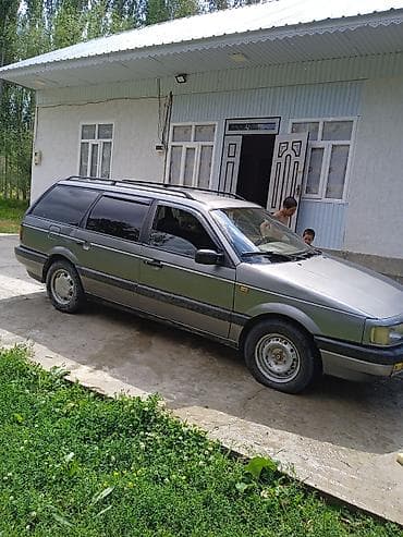 Volkswagen Passat Variant: 1992 г., Универсал — 2