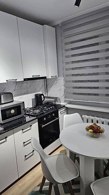 прадаю квартир: 3 комнаты, 58 м², 104 серия, 4 этаж, Евроремонт — 2