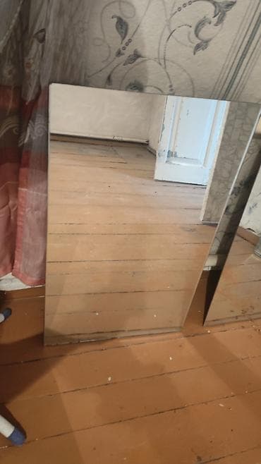 зеркала 2: Зеркала без рамки — набор из 3 штук - Форма: два прямоугольных и одно — 1