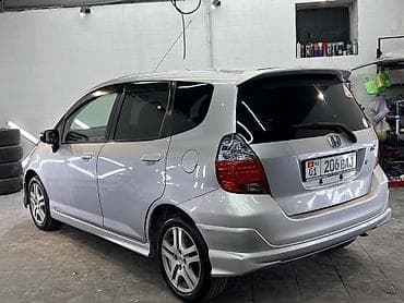 Транспорт: Honda Fit: 2003 г., 1.3 л, Автомат, Бензин, Хэтчбэк — 10
