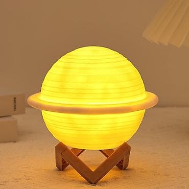 mini projector: Продаю светильнику виде луны и Сатурн они на батарейках светят ярко в — 1