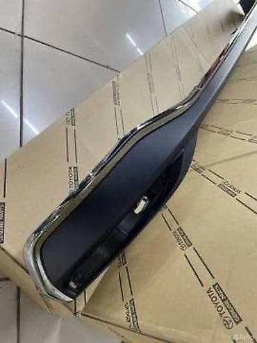 saturn sc: Накладка на бампер Lexus, Новый, Оригинал — 4