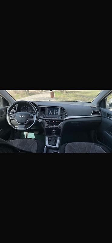 задний бампер ешка: Hyundai Elantra: 2019 г., Автомат, Седан — 6