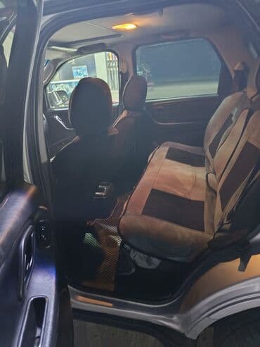 срочно продаю в связи с переездом: Ford Maverick: 2003 г., 2 л, Механика, Бензин, Кроссовер — 8