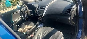 carplay android: Hyundai Accent: 2013 г., Автомат, Седан — 3