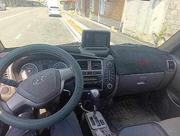 lexus nx 200t: Легкий грузовик, Hyundai, 1,5 т — 1