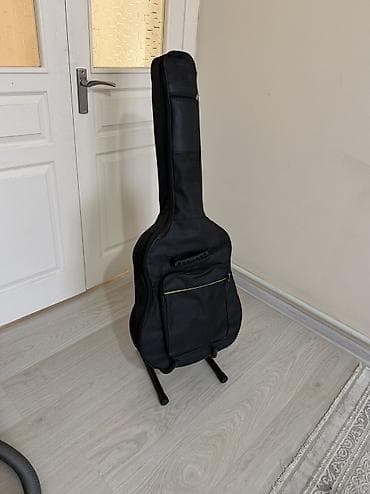 самуин ван: “YAMAHA C40” Срочно продается классическая гитара 39 размер от — 7