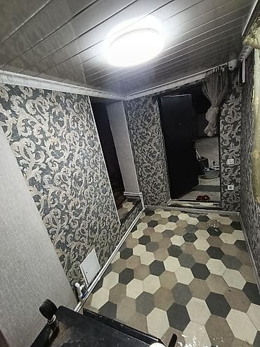 будка вагон: Сдаю дом без хозяина район Кожомкул ( Военноантоновка) около главной — 1