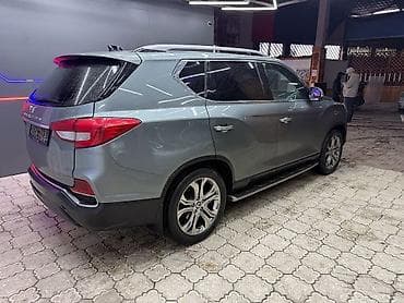 range river: Ssangyong Rexton: 2017 г., 2.2 л, Автомат, Дизель, Внедорожник — 2