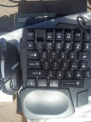 мышь apple: Клавиатура, Проводное подключение — 2