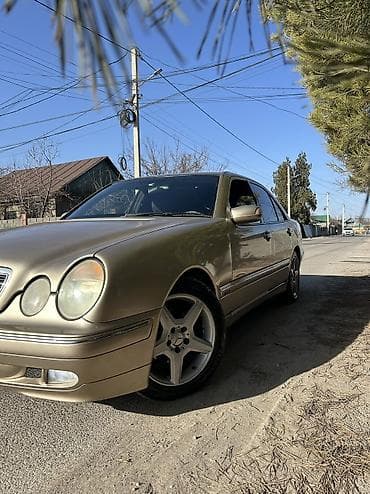 Mercedes-Benz E-Class: 2000 г., 3.2 л, Автомат, Газ, Седан — 1