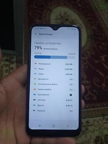 Samsung Galaxy A01, Б/у, 16 ГБ, цвет - Красный, 2 SIM — 9