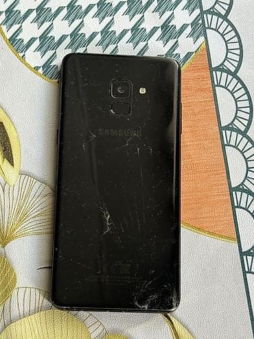 fifa23 ps4: Смартфон Samsung Galaxy A8 (2018), черный - Экран 5.6" Super AMOLED — 2