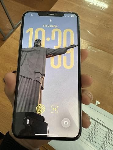 Аудиотехника: IPhone 11 Pro Max, Б/у, 256 ГБ, Серебристый, Чехол — 6