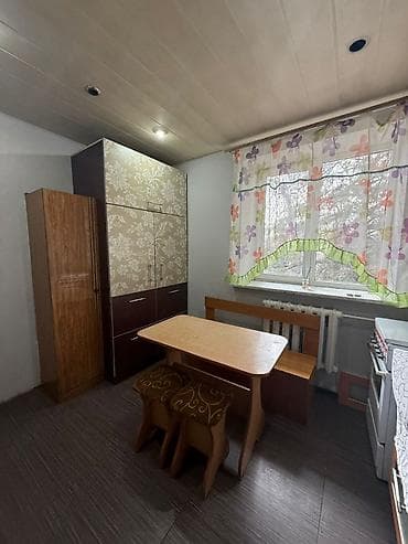 12 мкр квартиры: 2 комнаты, 41 м², Индивидуалка, 3 этаж, Евроремонт — 5