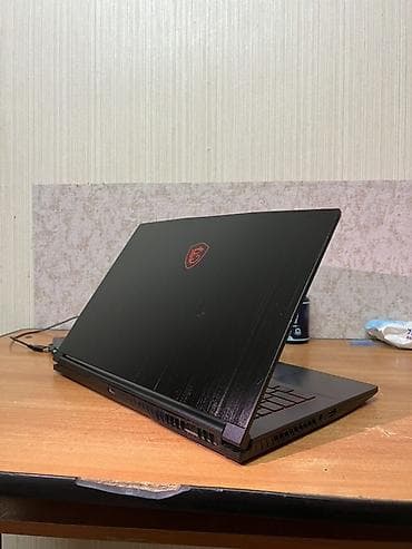 Игровой ноутбук MSI (серия с красной подсветкой клавиатуры) - Экран