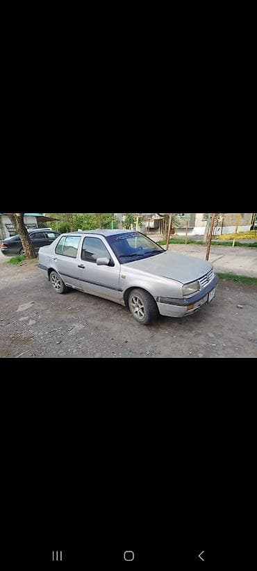 Volkswagen Vento: 1994 г., 1.8 л, Ручные, Бензин, Седан