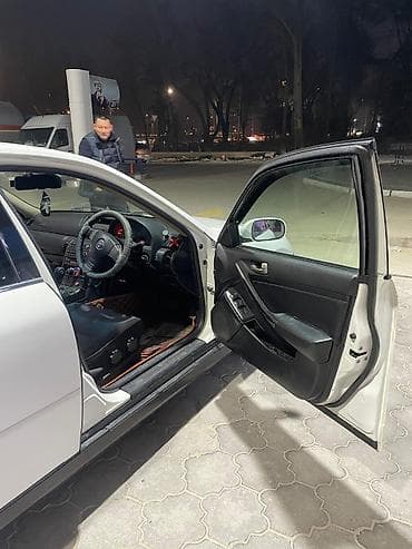 terrano 2: Nissan Skyline: 2003 г., 2.5 л, Автомат, Бензин, Седан — 6