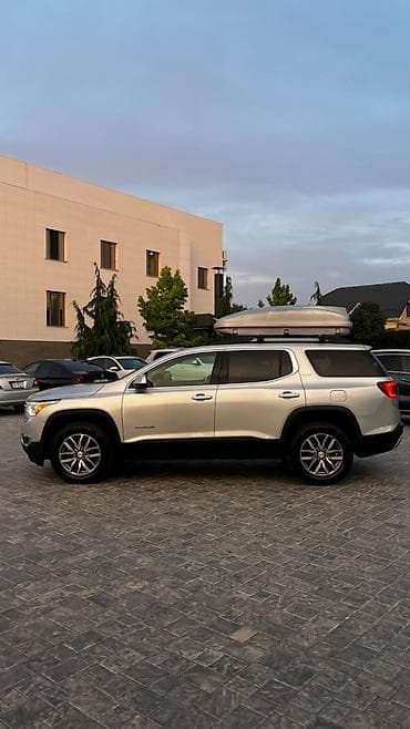 Унаа: GMC Acadia: 2018 г., Кроссовер — 6