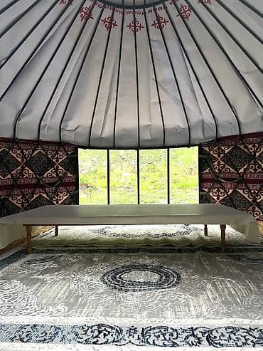 велик 24: Аренда юрт,тапчанов. Вместимость юрт от 15-20,человек. В стоимость — 7