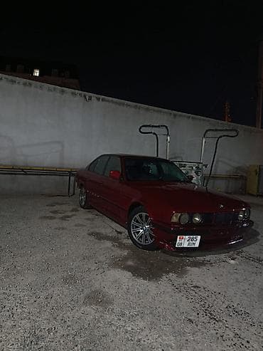 BMW 5 series: 1994 г., 2 л, Механика, Бензин, Седан