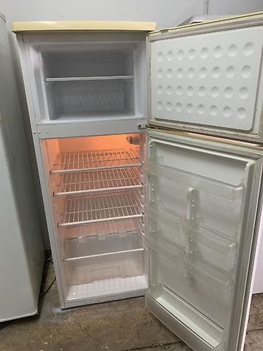 Замороженные овощи: Холодильник Beko, Б/у, Двухкамерный, De frost (капельный), 55 * 142 * 60 — 2