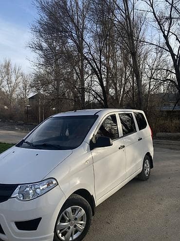 Hafei : 2019 г., 1.5 л, Механика, Бензин, Минивэн